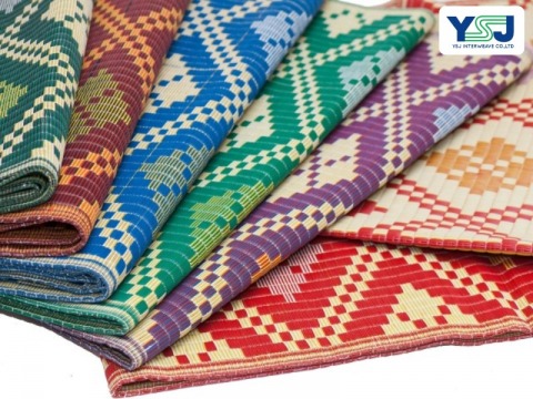 เสื่อพลาสติก