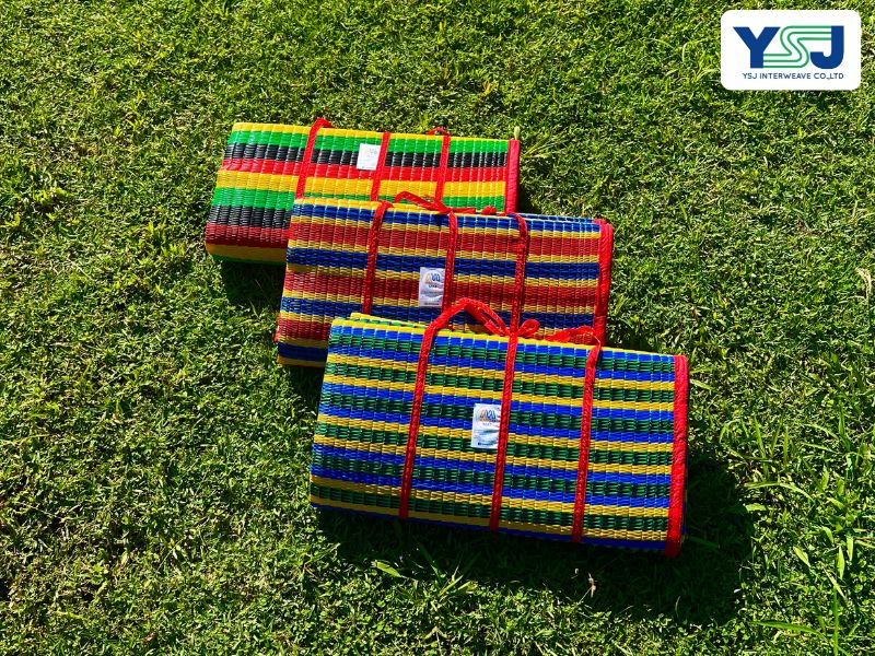 เสื่อพลาสติกราคา